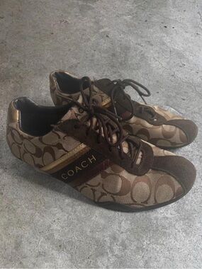 Coach Brown and Tan Signature Low-Top Sneaker
